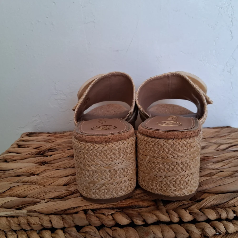 SAM AND LIBBY Sz 9 Wedge Natural Raffia Slide Sandals - Beige - Picture 6 of 7